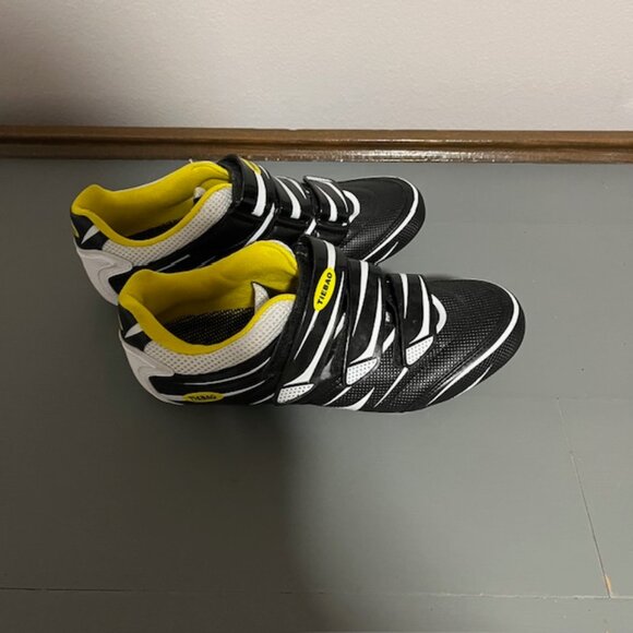Men's Tiebao Cycling Shoes Size 9 Like New - Picture 2 of 9